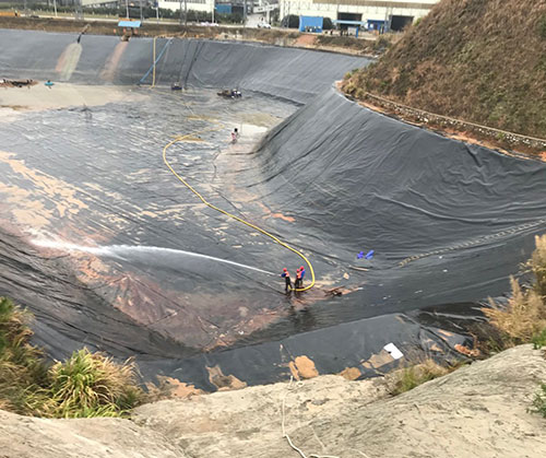 龙里废水池清理
